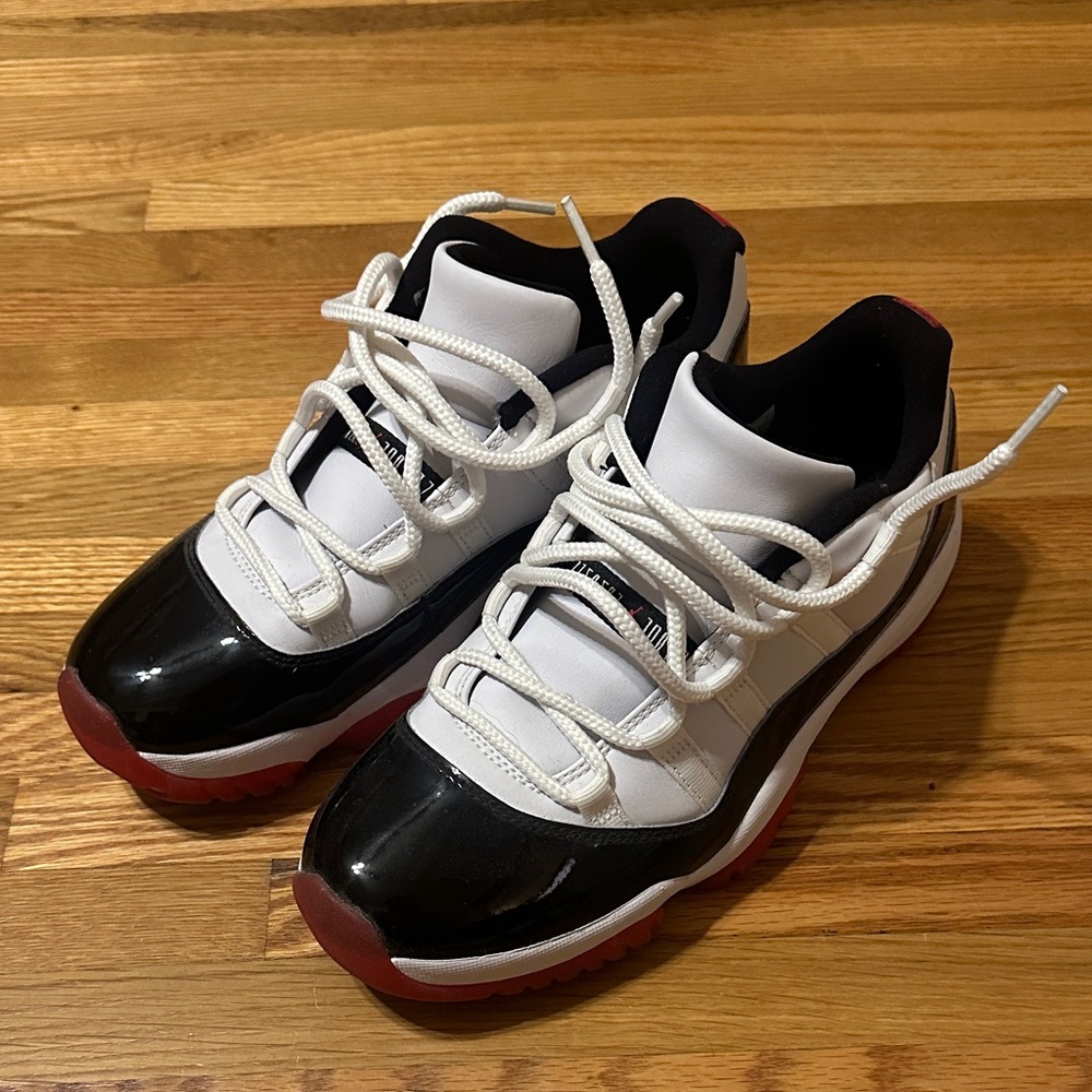 Jordan 11 Lows